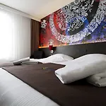 Bastion Centrum 4*