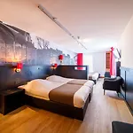 Bastion Centrum 4*