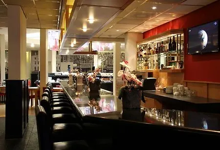 Bastion Centrum Ξενοδοχείο 4*