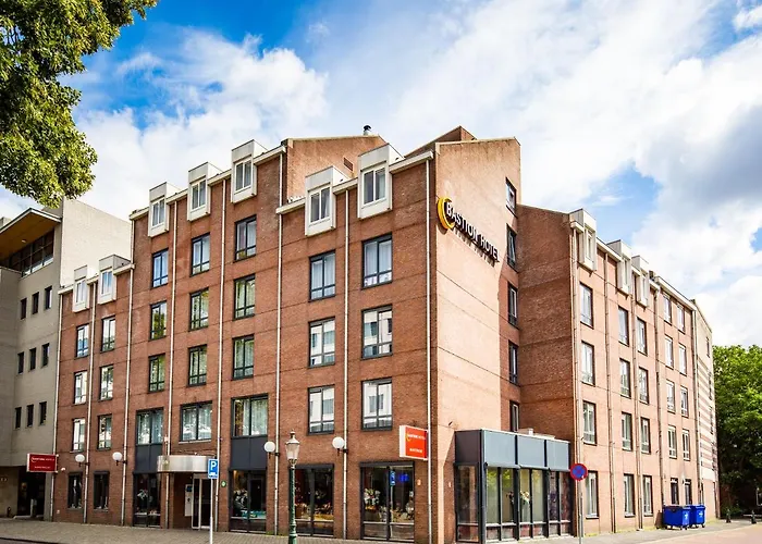 Otel Bastion Centrum 4*