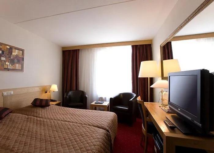 Otel Bastion Centrum 4*